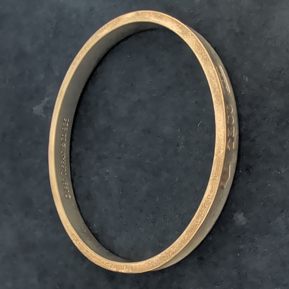 Tiffany & Co. 1997 Solid Silver Oval Bracelet Authentic